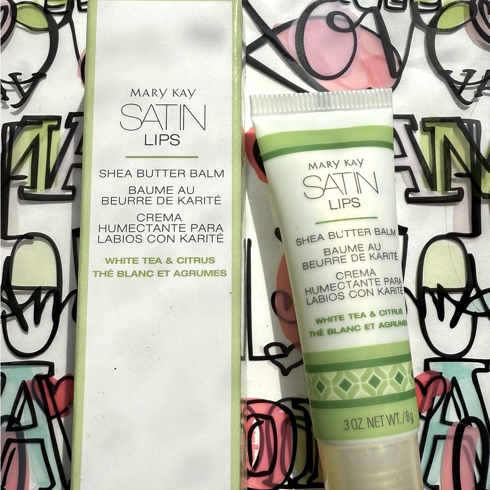 Mary Kay White Lip Balm Gloss